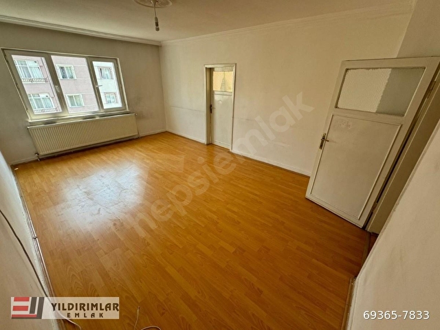 SİNCAN PLEVNE MAH 3+1 ARA KATTA MASRAFSIZ CADDE ÜZERİNDE DAİRE - Görsel 3