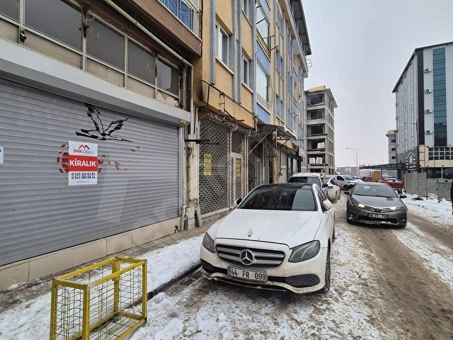 İMİKOĞLUNDAN NİYAZİ MAHALLESİNDE 270M2 KİRALIK DÜKKAN! - Görsel 6