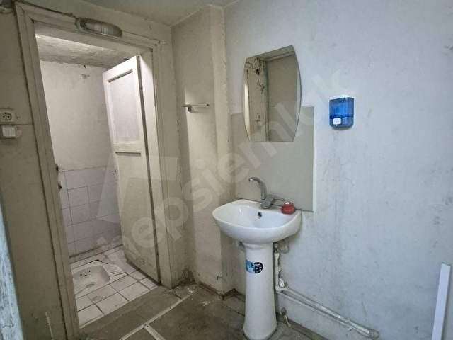 İMİKOĞLUNDAN NİYAZİ MAHALLESİNDE 270M2 KİRALIK DÜKKAN! - Görsel 9