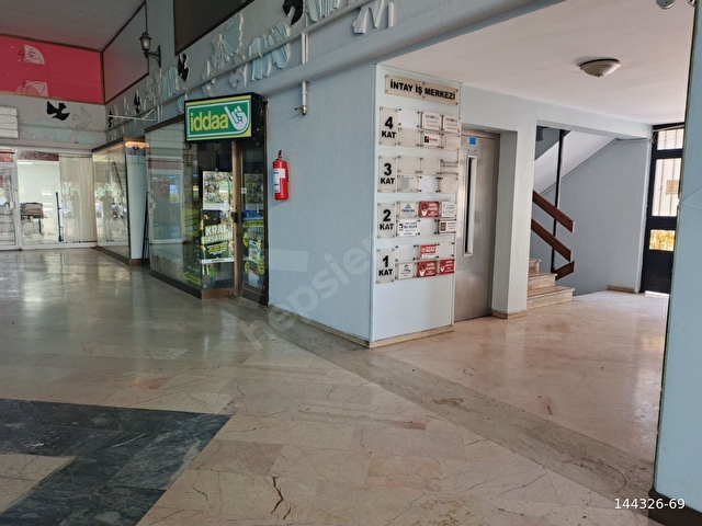 PENDİK YHT İSTASYON HATBOYU CADDESİNDE BÜRO OFİS BÜFE -DEPOLU- - Görsel 3