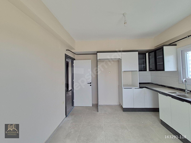 AKERMANDAN SARIÇAM SIFIR 2+1 K.M. ÇİFT BANYO GENİŞ LÜKS SATILIK - Görsel 4