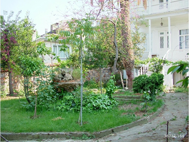 HEYBELİADADA DENİZ MANZARALI, BAHÇE İÇİNDE SATILIK 4 KATLI TARİHİ ESER KÖŞK - Görsel 5
