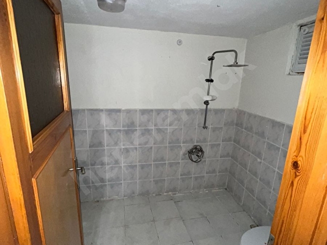 Ulaşım sağlık market her yere yürüme mesafesi kiralık ev - Görsel 6