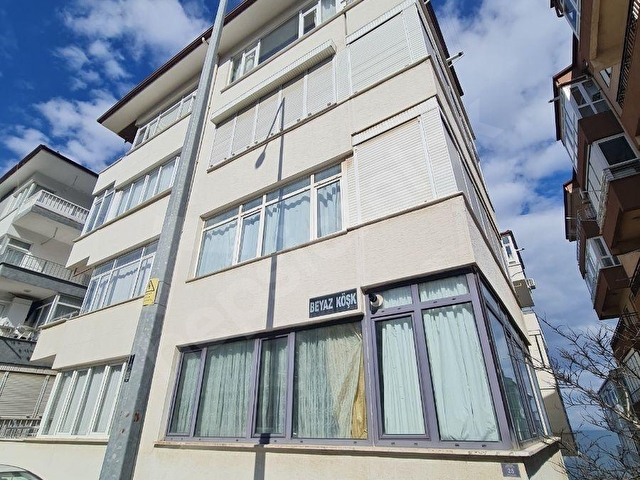 YERLİTÜRKTEN ÇINARCIK ÇAMLIKTA EŞYALI 2+1 KİRALIK DAİRE - Görsel 22