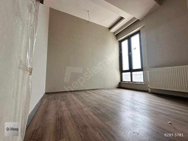 3 Bay Eyüp ŞAHİNden Sait Bulut Towersda satılık teraslı 3+1 - Görsel 15