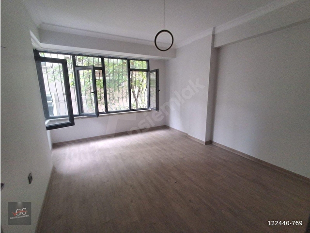 GAZİ MAHALLESİNDE   BEYAZ EŞYA VE ANKASTRA MEVCUT ALTINDA DAİRE VAR 1+1 45  M2  KİRALIK DAİRE - Görsel 12