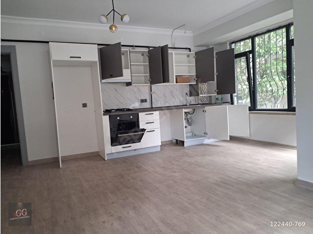GAZİ MAHALLESİNDE   BEYAZ EŞYA VE ANKASTRA MEVCUT ALTINDA DAİRE VAR 1+1 45  M2  KİRALIK DAİRE - Görsel 3