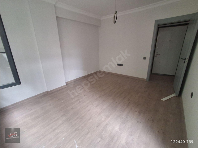 GAZİ MAHALLESİNDE   BEYAZ EŞYA VE ANKASTRA MEVCUT ALTINDA DAİRE VAR 1+1 45  M2  KİRALIK DAİRE - Görsel 9