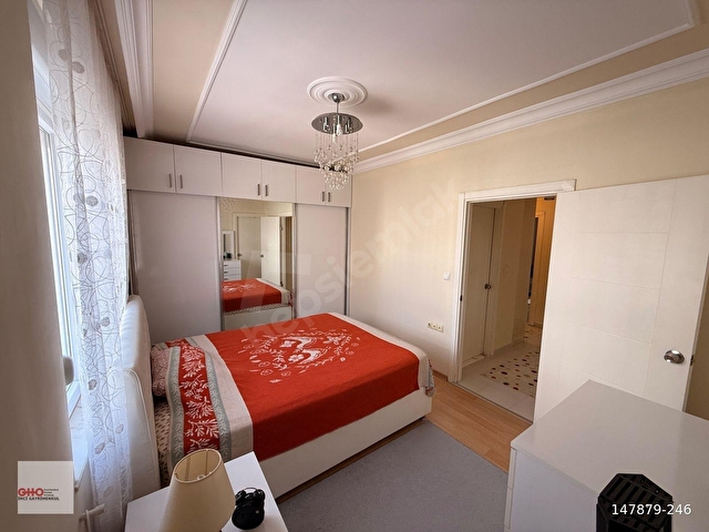 HURMADA MERKEZİ KONUMDA TEMİZ EŞYALI 2+1 DAİRE - Görsel 13