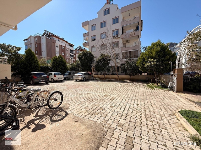 HURMADA MERKEZİ KONUMDA TEMİZ EŞYALI 2+1 DAİRE