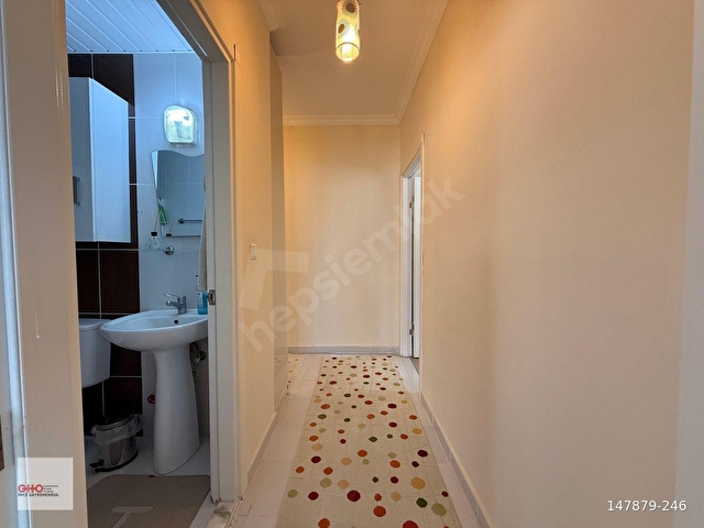 HURMADA MERKEZİ KONUMDA TEMİZ EŞYALI 2+1 DAİRE - Görsel 11