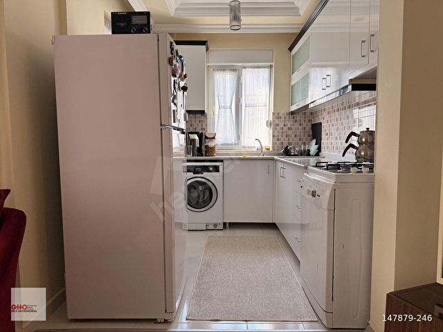 HURMADA MERKEZİ KONUMDA TEMİZ EŞYALI 2+1 DAİRE - Görsel 7