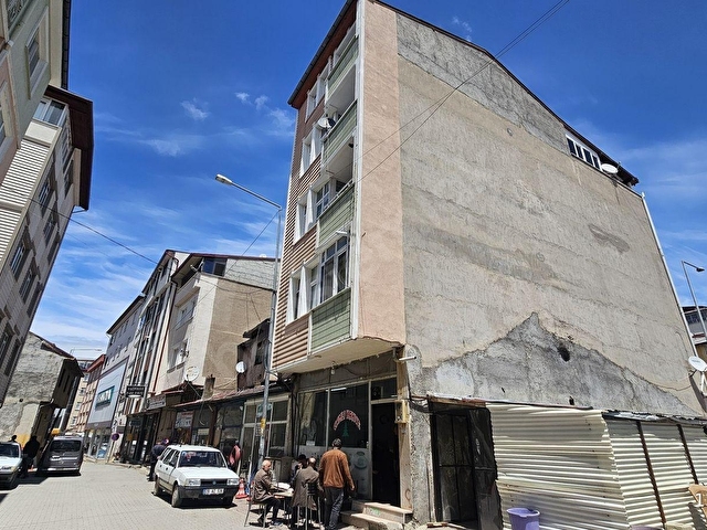 SUŞEHRİ CAMİORTA MAHALLESİ SATILIK 2+1 88 M2 DAİRE - Görsel 3
