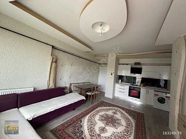 SÜRER EMLAK`TAN KİRALIK FUL EŞYALI 1+1 DAİRE`MİZ ARA KATTA