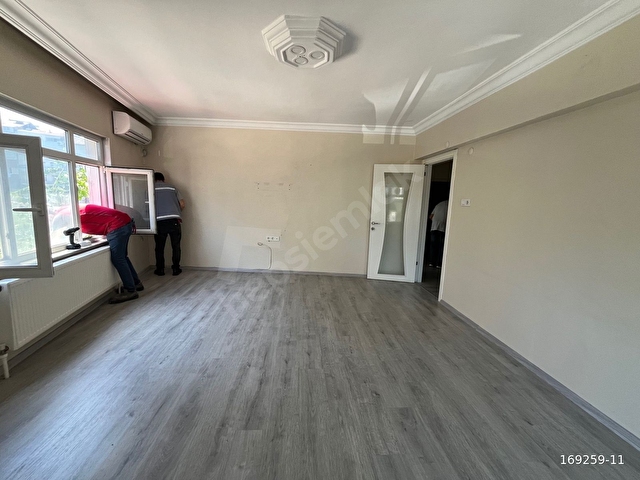 Beşyüzevlerde Cadde Yakını, Merkezi Konumda Temiz 2+1 Kiralık - Görsel 6