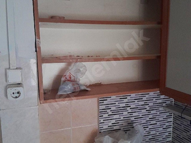 ŞEHİTLER MAH. ANA YOLA 100 MT. MESAFEDE 2+1  85 M2  YATIRIMLIK EŞYALI DAİRE - Görsel 8