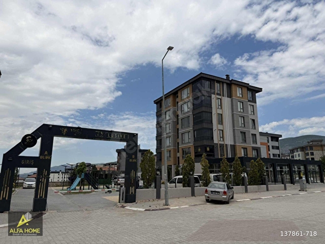 GÜNEŞLİDE SİTE İÇERİSİNDE EŞYASIZ 1+1 KİRALIK DAİRE - Görsel 2