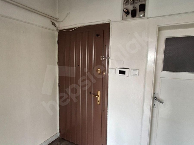 FUZULİDE CADDE ÜZERİNDE MERKEZİ KONUMDA KİRALIK DAİRE - Görsel 3