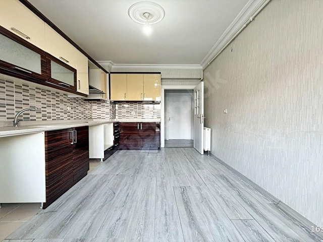 YASADAN KARAKAYADA 3+1 BULVAR ÜSTÜNDE %70 KREDİLİ FIRSAT DAİRE - Görsel 29