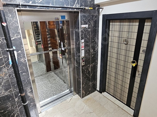 SIFIR, İSKANLI, KAPALI VE AÇIK OTOPARKLI, ASANSÖRLÜ - Görsel 17