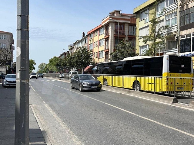 Bağlarbaşında Nuhkuyusu Cad.Üzerinde Full Eşyalı 3.Kat 70 m² 2+1 - Görsel 14