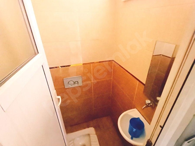 Cadde Üstü,  Giriş,  60m²,  Doğalgazlı,  Mutfaklı,  Wcli,  Bahçeli, Kiralık Dükkan & Mağaza - Görsel 19