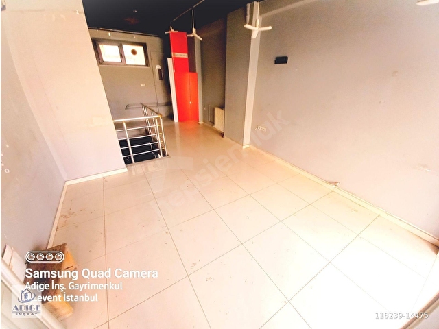 Cadde Üstü,  Giriş,  60m²,  Doğalgazlı,  Mutfaklı,  Wcli,  Bahçeli, Kiralık Dükkan & Mağaza - Görsel 11
