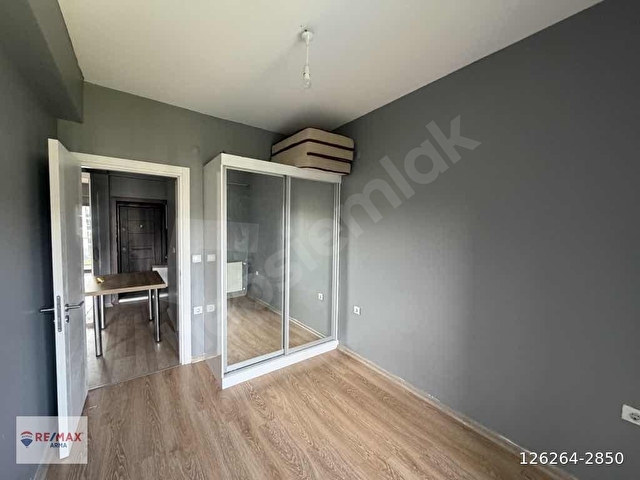 TORBALI YEDİEYLÜL MAH HAVUZLU SİTEDE KİRALIK 1+1 ARA KAT DAİRE - Görsel 12
