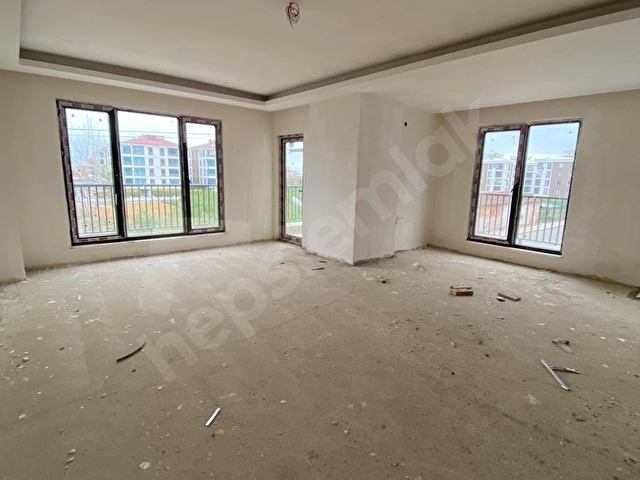 CUMHURİYET MAH 3+1 SATILIK DAİRE - Görsel 16