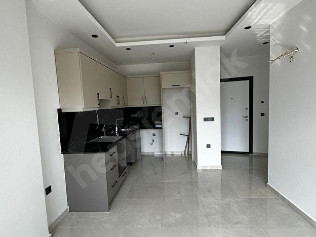 Geniş 1+1 daire, yeni Ruby Tower  kompleksinde 73.500euro - Görsel 11