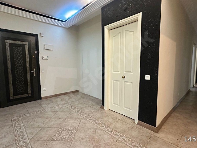 Ekşinar Gayrimenkul’den Keyifli Bahçe Kullanımlı 3+1 Kiralık Daire - Görsel 2