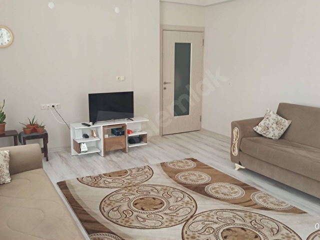 BAHÇELİEVLERDE SAHİBİNDEN SATILIK  3+1 EŞYALI DAİRE - Görsel 21