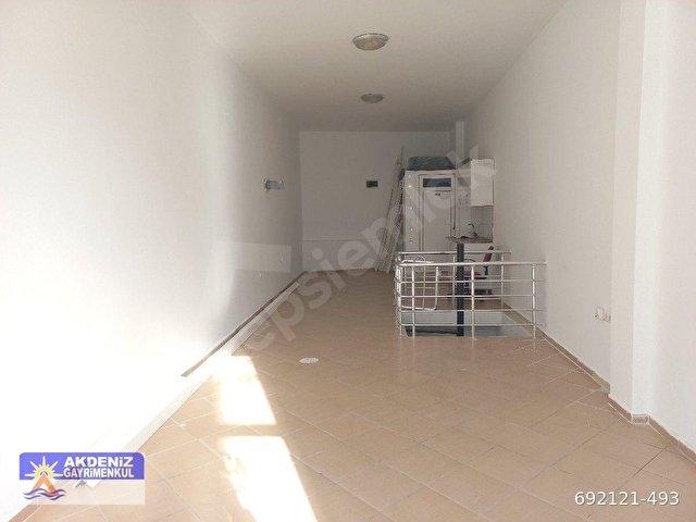 Kuşadası Güzelçamlıda Cadde Üzerinde 72 m² Depolu Satılık Dükkan - Görsel 8