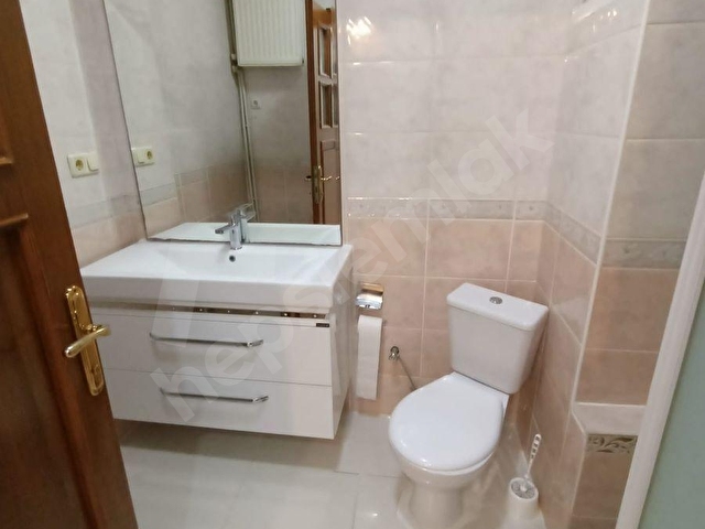 FINDIKZADE CUMA PAZARI 85 m2 2.KAT FULL YAPILI BALKONLU DAİRE - Görsel 17