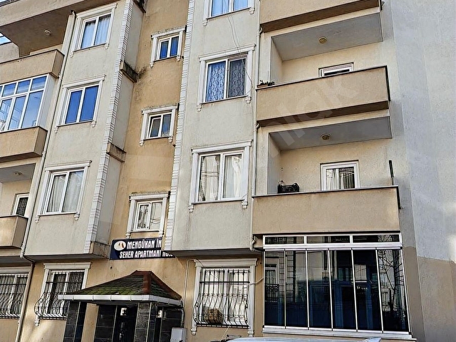 Kaçmaz dan Pendik Kurtköy tam merkezde Metroya Y M 3+1 satılık - Görsel 2