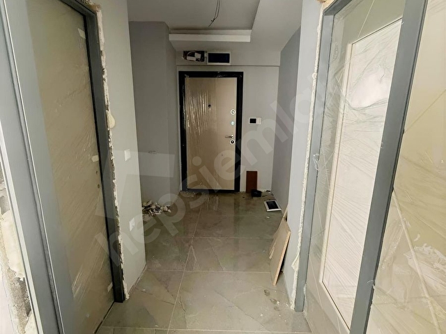 ANİTTADAN SATILIK CADDE YAKINI LÜKS BİNADA SIFIR 1+1 DAİRE - Görsel 11