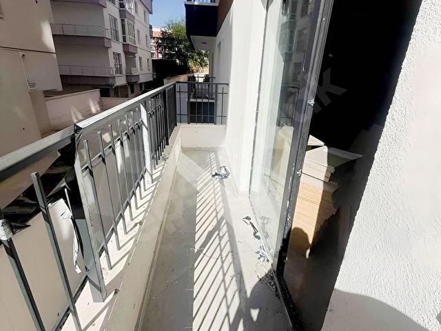 ANİTTADAN SATILIK CADDE YAKINI LÜKS BİNADA SIFIR 1+1 DAİRE - Görsel 7