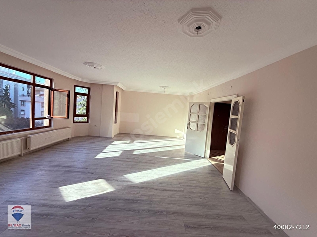 ARA KATTA, GENİŞ VE KONFORLU 4+1 DAİRE - Görsel 10