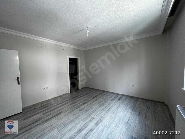 ARA KATTA, GENİŞ VE KONFORLU 4+1 DAİRE - Görsel 23