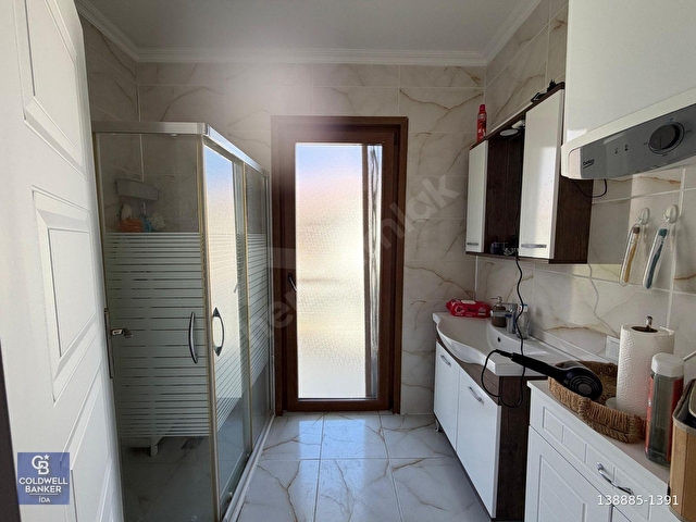 ALTINOVADA BAHÇELİ VE GENİŞ VERANDALI 4+1 VİLLA - Görsel 22