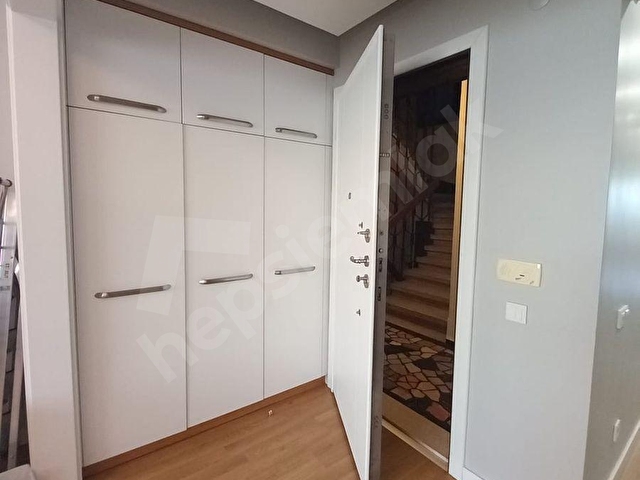AV.SÜREYYADA 2.KAT 3+1 BAKIMLI 130M2 YENİLENMİŞ - Görsel 22