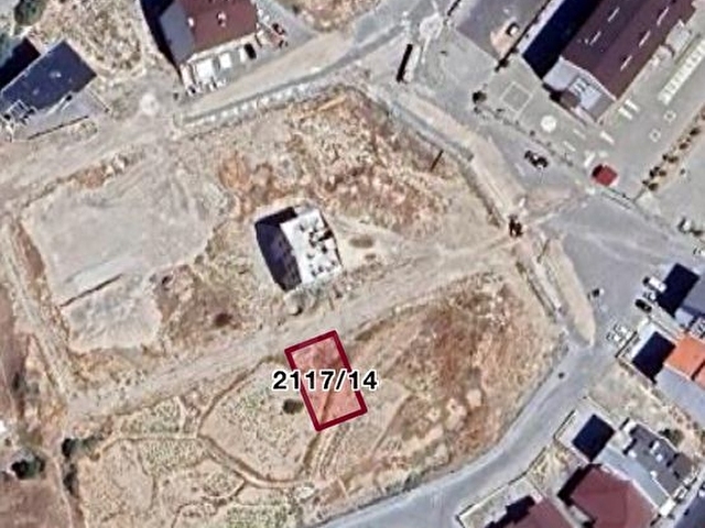 Sahibinden satılık, 3 kat konut imarlı arsa! - Görsel 2