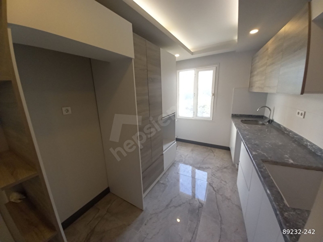 MEYDANKAVAGINDA İÇİ SIFIR YAPILI 3+1DAİRE - Görsel 2
