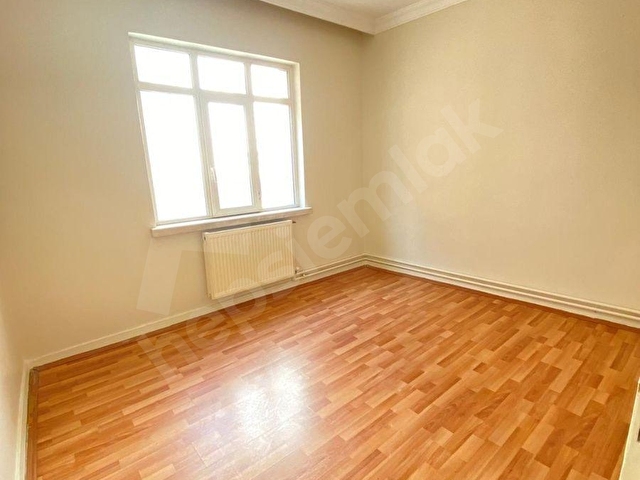 (BOŞ) KAÇIRILMAYACAK FIRSAT 3+1 ARA KATTA SATILIK GÜNEY CEPHE ISI YALITIMLI KOMBİLİ BAKIMLI DAİRE - Görsel 8