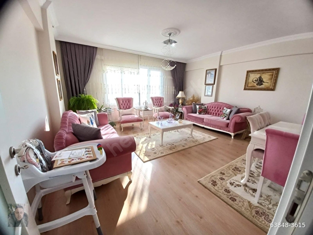 M.KÖY GÜLBAĞ CAD. ÜZERİNDE NEZİH KONUMDA NEZİH APARTMANDA SATILIK 3+1 DAİRE