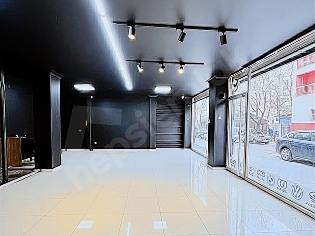 Çarşıda Kiralık Batarlı-Bodrumlu 215 m² Dükkan / İşyeri / Mağaza