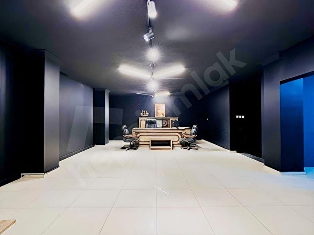 Çarşıda Kiralık Batarlı-Bodrumlu 215 m² Dükkan / İşyeri / Mağaza - Görsel 7