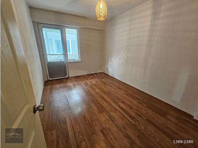 CANTAN EMLAKTAN ALTINKUM PAZAR SOKAĞINDA DENİZE 350MT ARA KAT DAİRE - Görsel 30