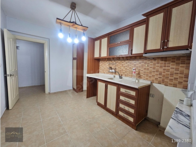 CANTAN EMLAKTAN ALTINKUM PAZAR SOKAĞINDA DENİZE 350MT ARA KAT DAİRE - Görsel 11