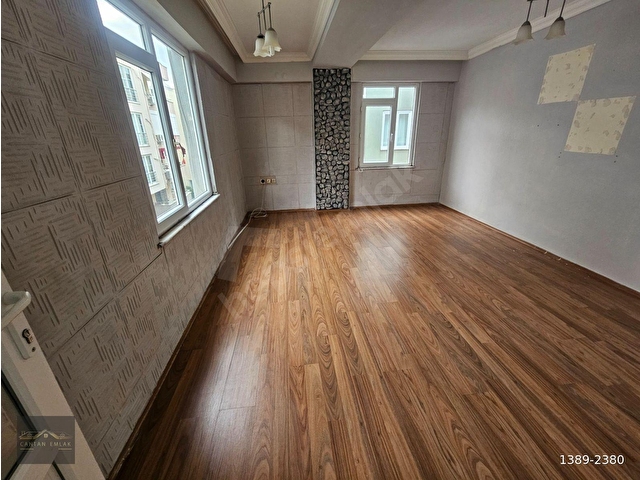 CANTAN EMLAKTAN ALTINKUM PAZAR SOKAĞINDA DENİZE 350MT ARA KAT DAİRE - Görsel 2